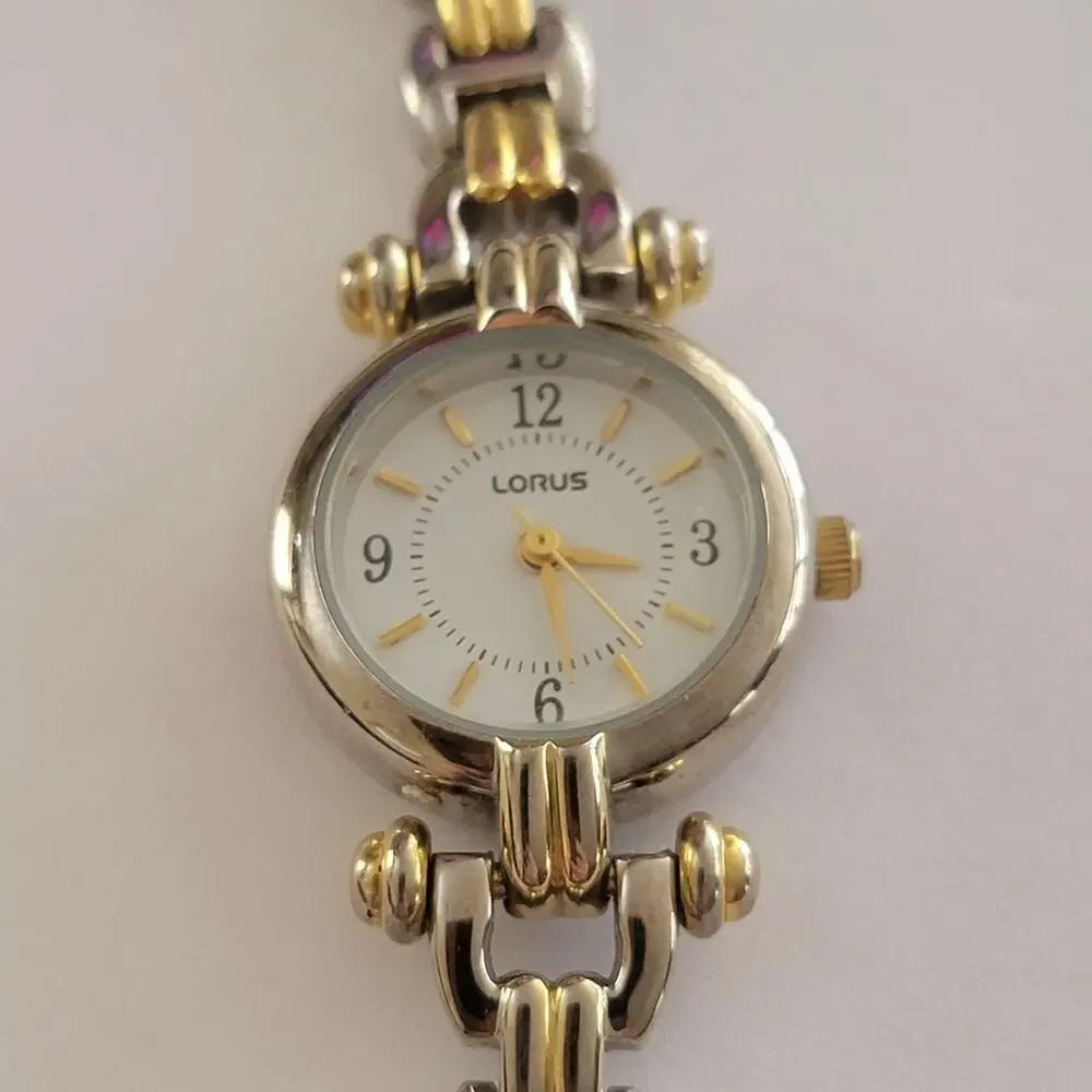 Lorus Womens Watch 24mm White Dial Silver Case Multicolor Bracelet Quartz L428